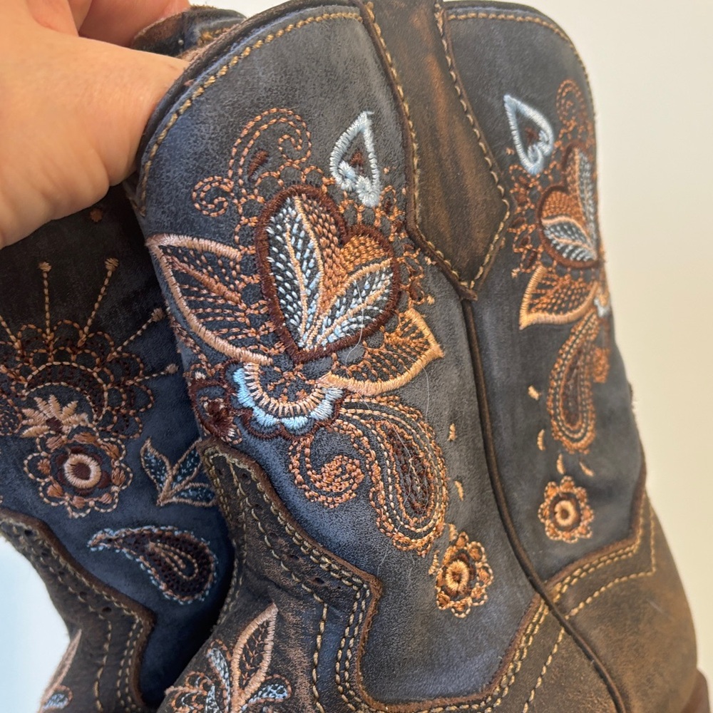 NWOT! Dan Post All Leather Handmade Brown Floral Embroidered Cowgirl Ankle Boots